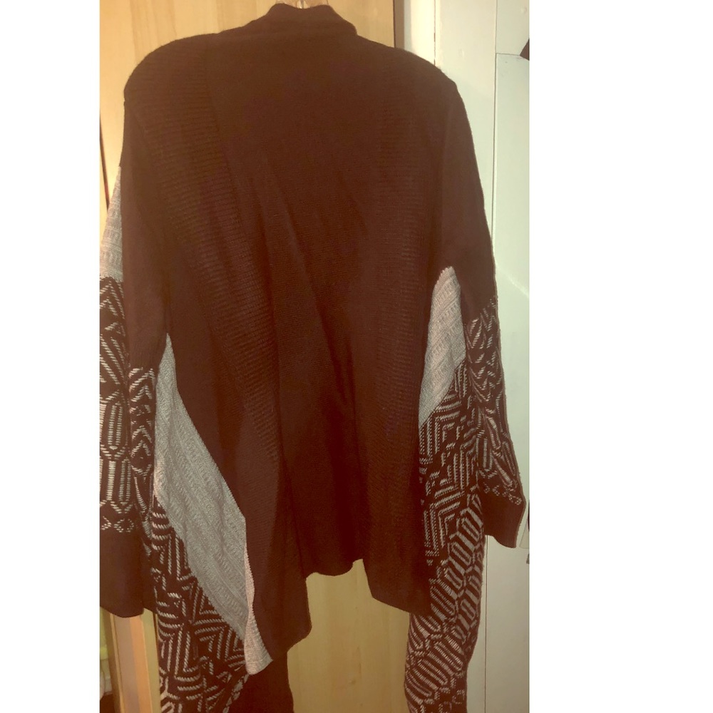 BNWOT - Black Cardigan With Grey and White Design